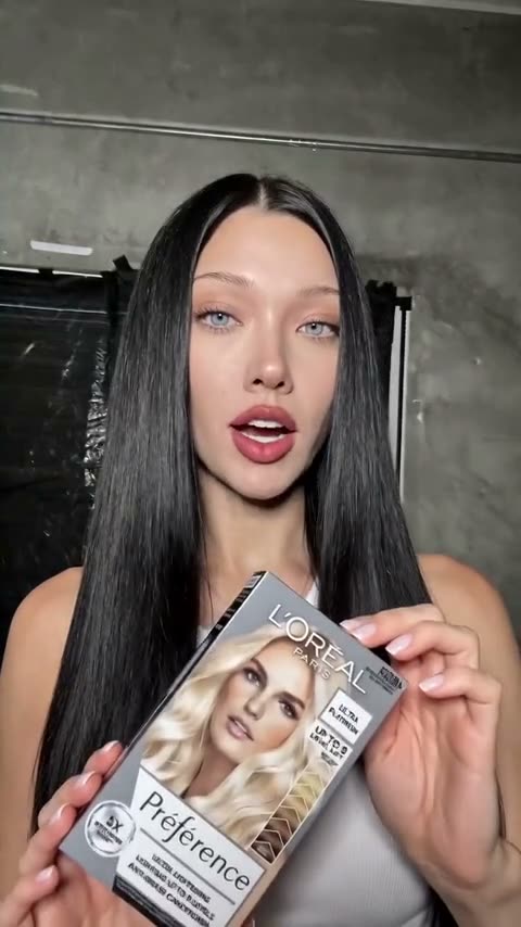 Hair Dye Tutorial thumbnail